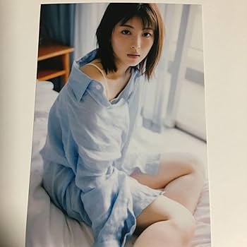 Amazon.co.jp: 浜辺美波 レア写真 6枚 匿名配送 : おもちゃ